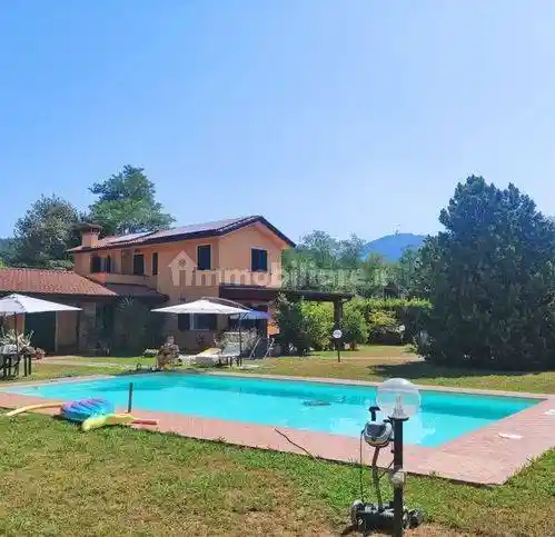 Villa in vendita a Castelnuovo Magra