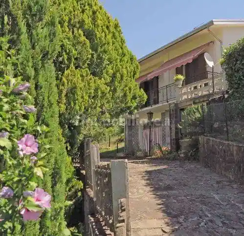 Villa in vendita a Casola in Lunigiana