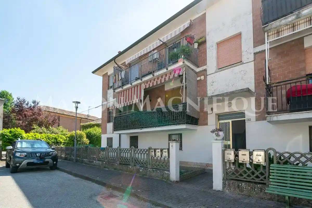 Appartamento in vendita a Tresignana