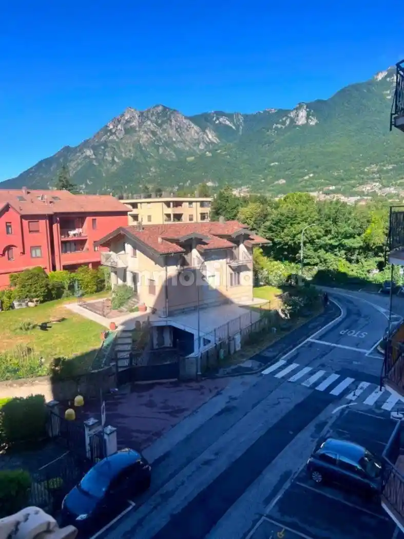 Appartamento in affitto a Malgrate