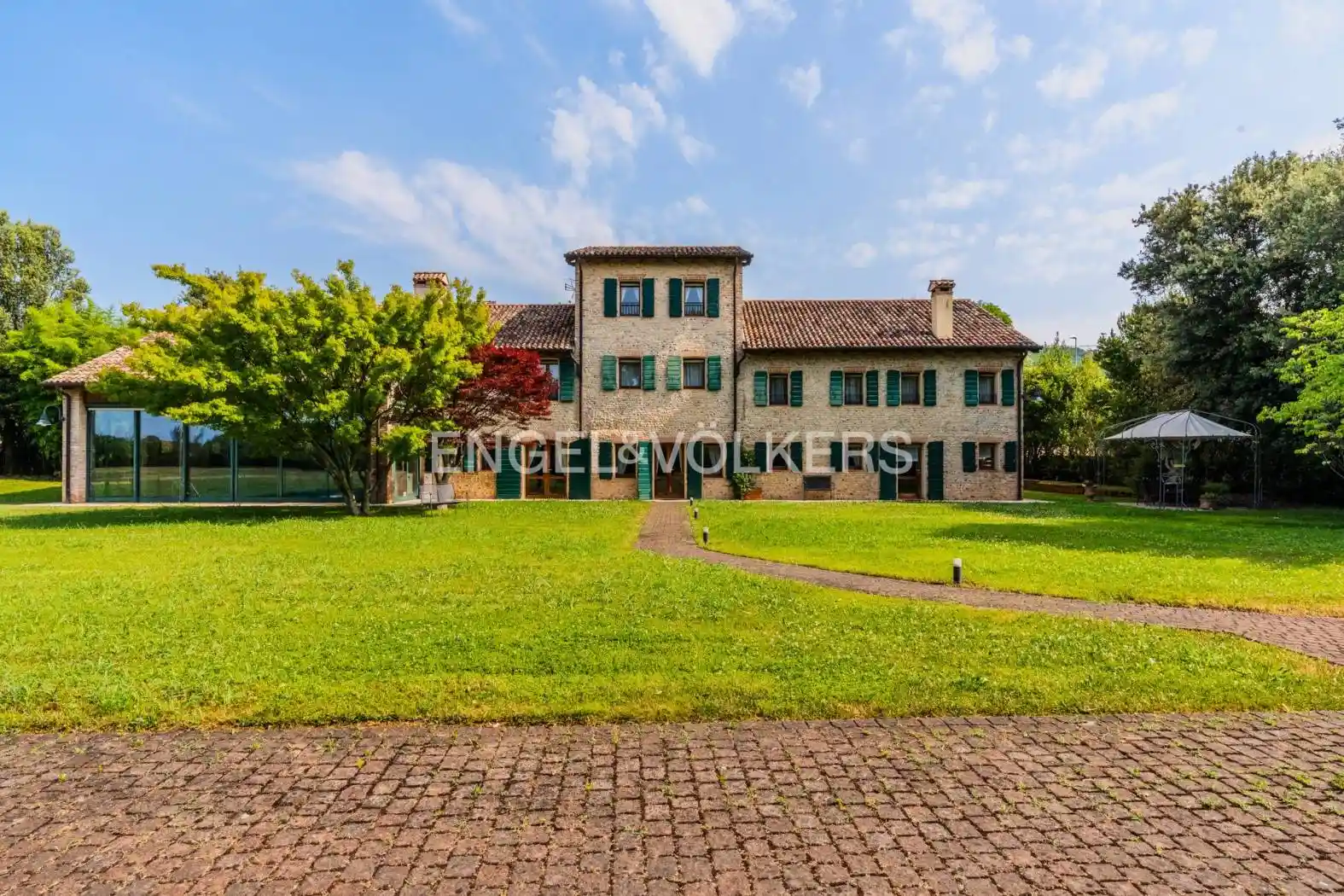Villa in vendita a Volpago del Montello