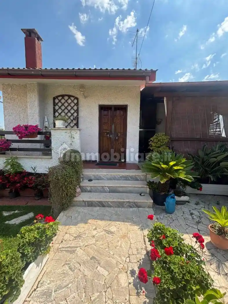 Villa in vendita a Roma
