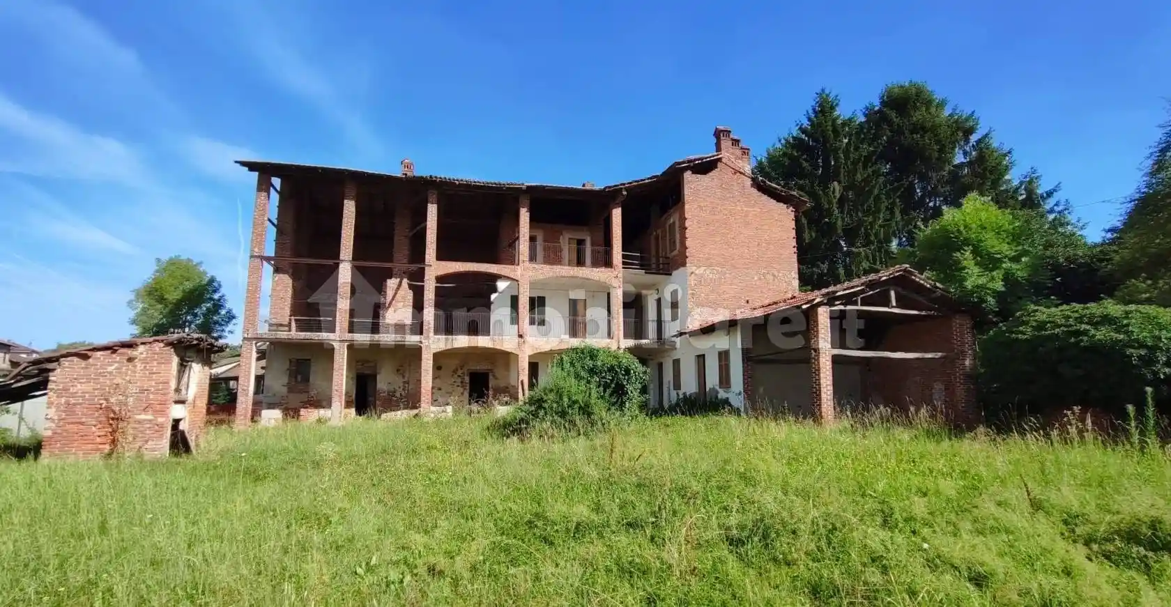 Casa indipendente in vendita a Maggiora