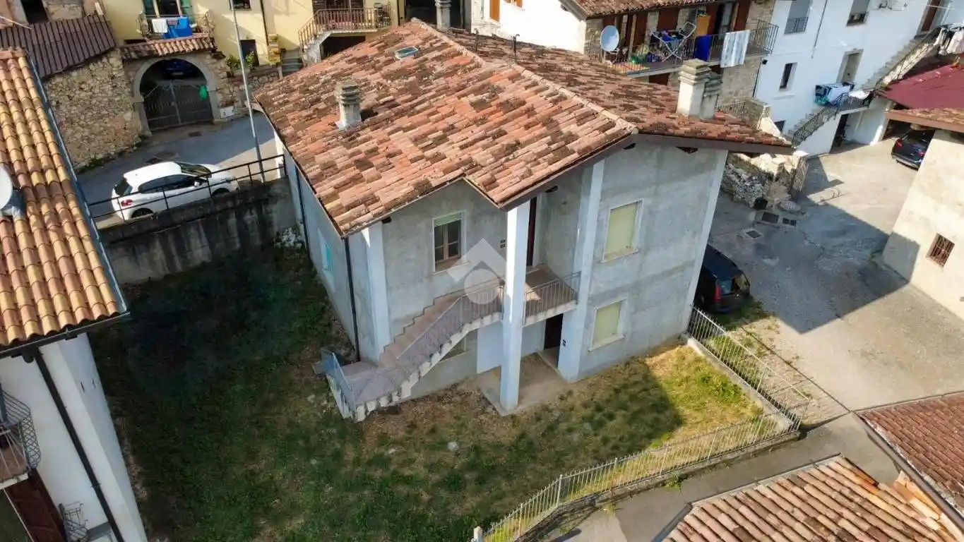 Villa in vendita a Barghe