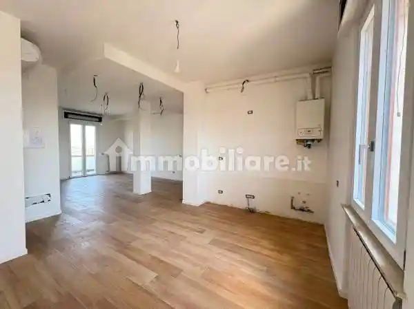 Appartamento in vendita a Piacenza