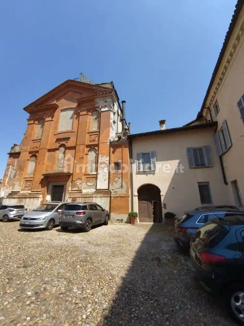 Appartamento in affitto a Pavia