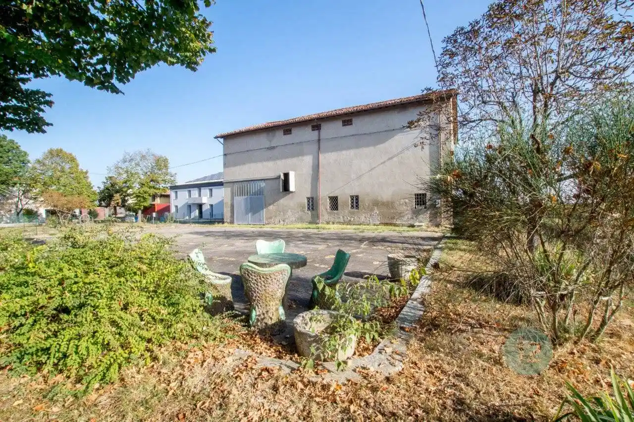Rustico - Casale in vendita a Soliera