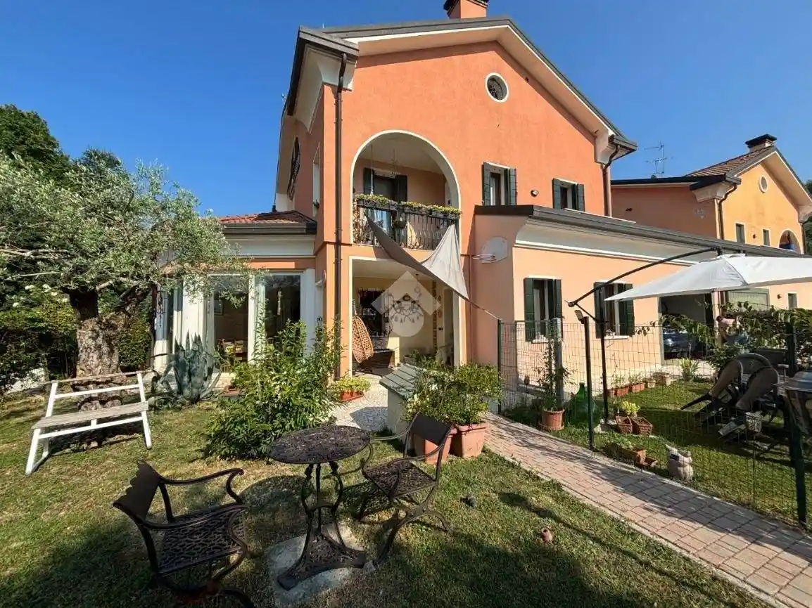 Villa in vendita a San Giorgio delle Pertiche