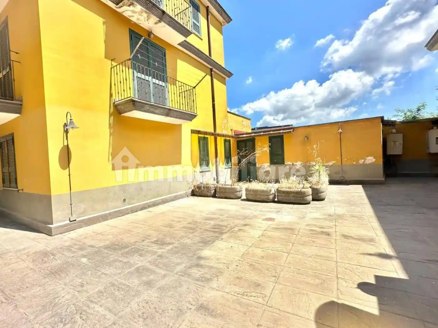 Appartamento in vendita a Napoli