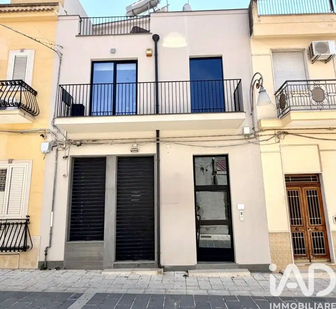 Casa indipendente in vendita a Rosolini