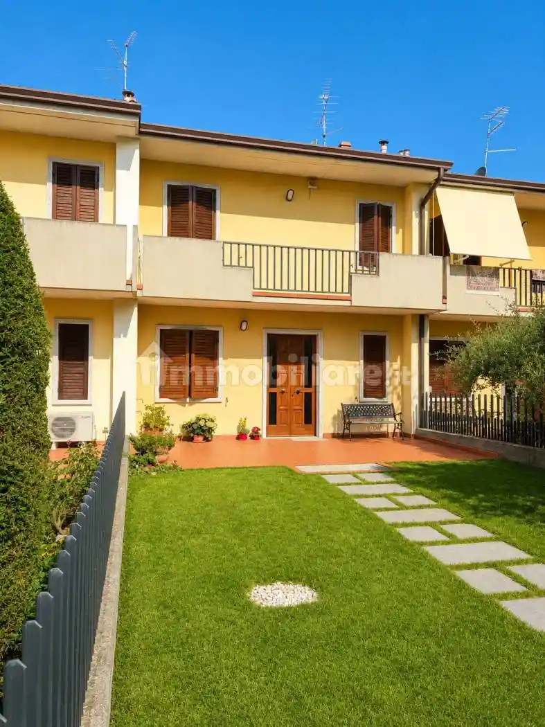 Villetta a schiera in vendita a Bussolengo