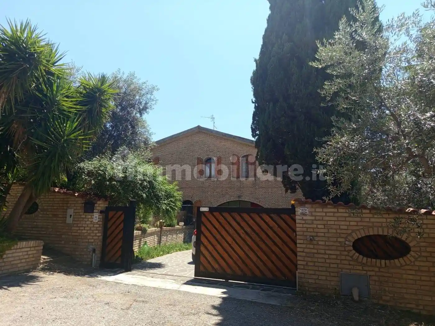 Villa in vendita a Collecorvino