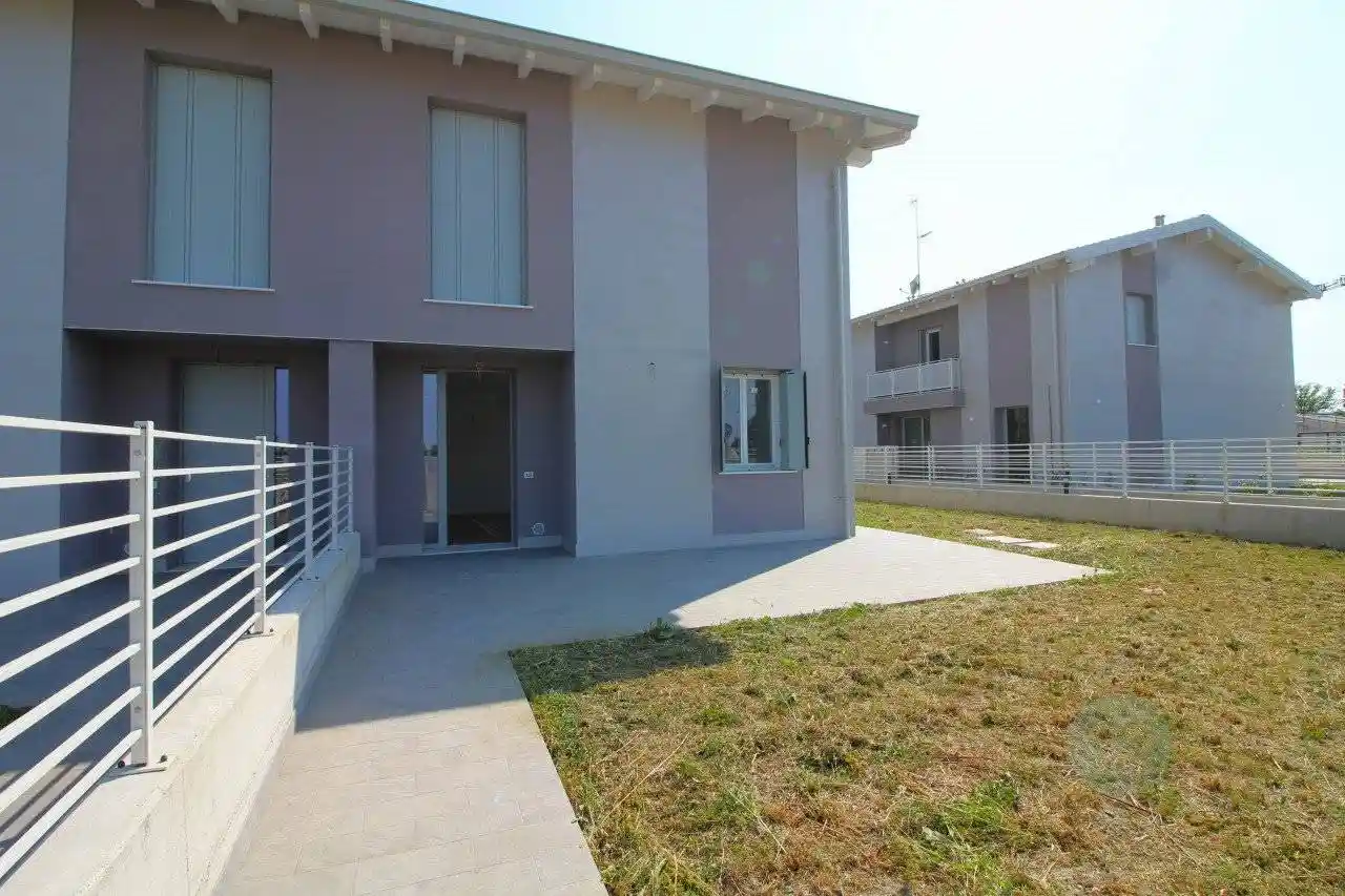 Villetta a schiera in vendita a Rio Saliceto