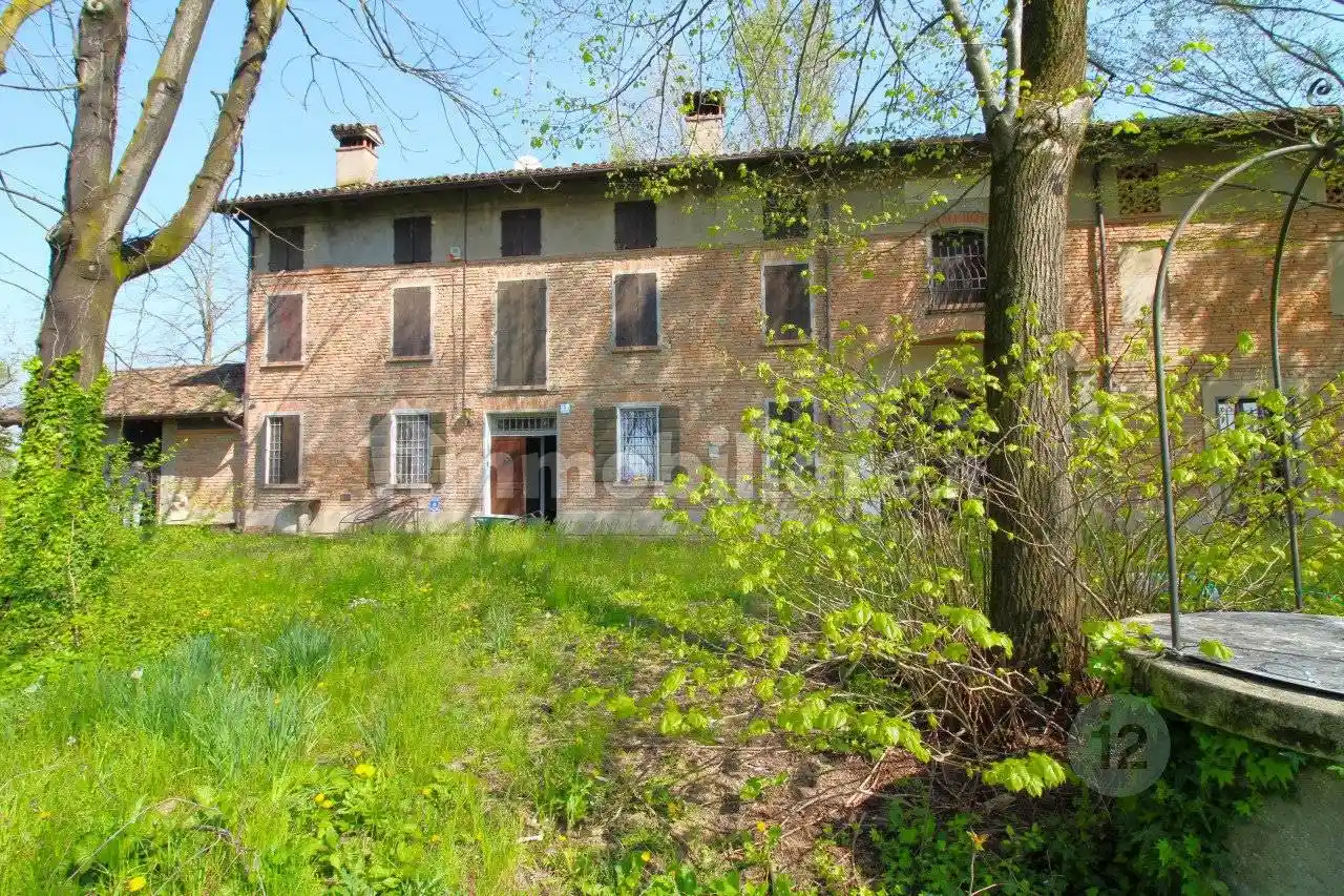 Rustico - Casale in vendita a Campagnola Emilia