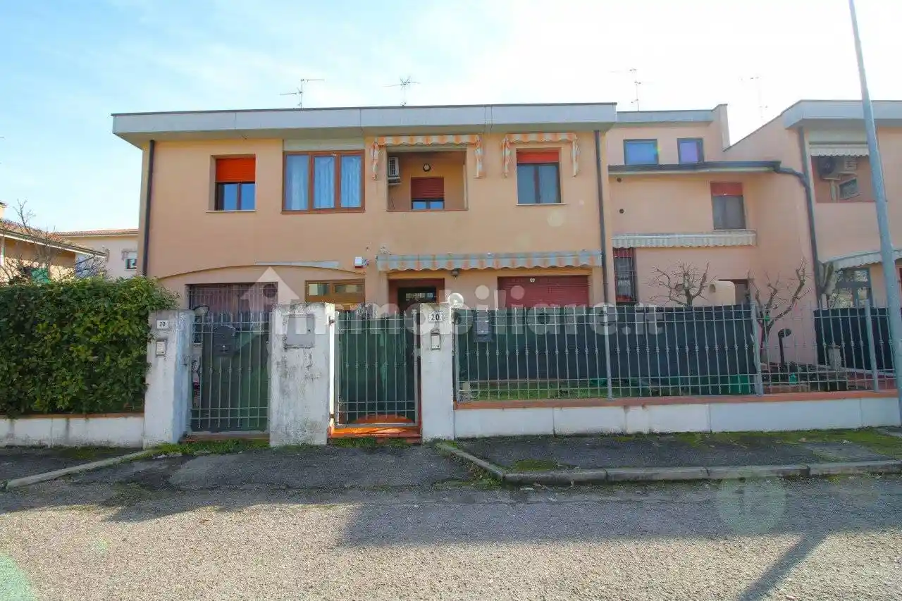Villetta a schiera in vendita a Rio Saliceto