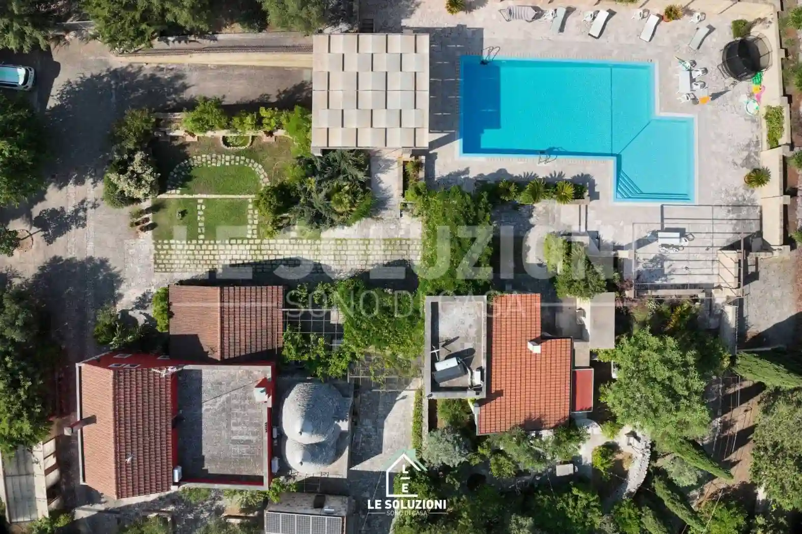 Villa - foto 2