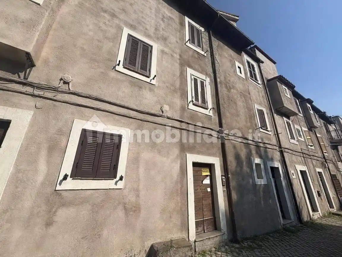 Appartamento in vendita a San Gregorio da Sassola
