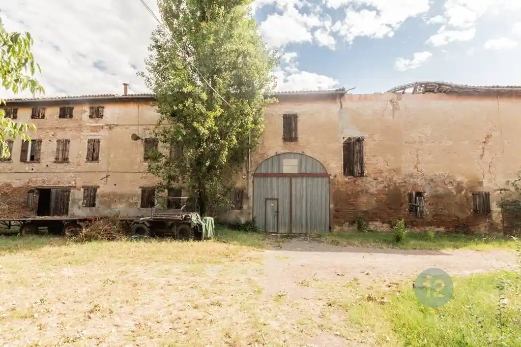 Rustico - Casale in vendita a Correggio