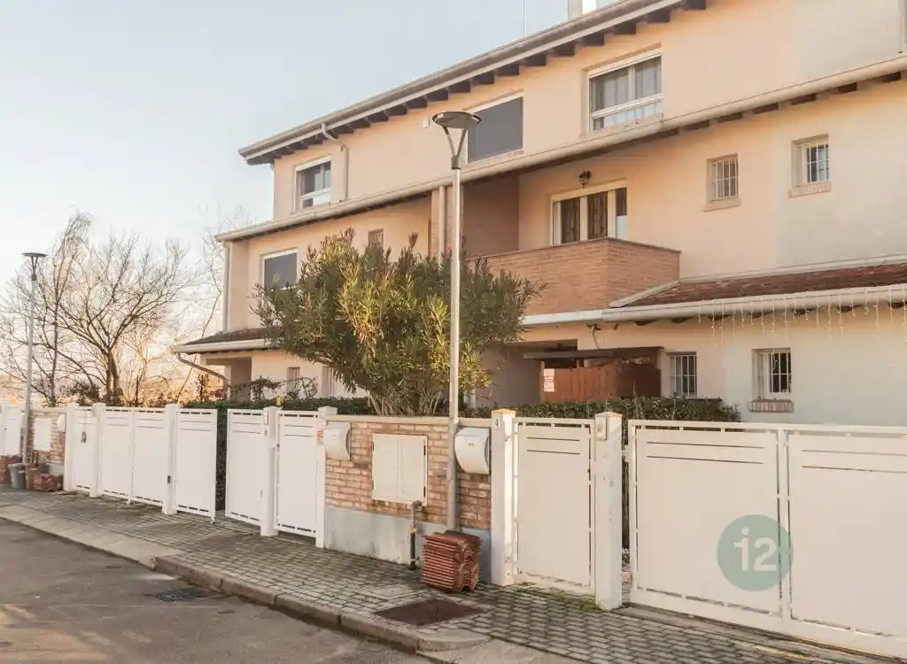 Villetta a schiera in vendita a Correggio