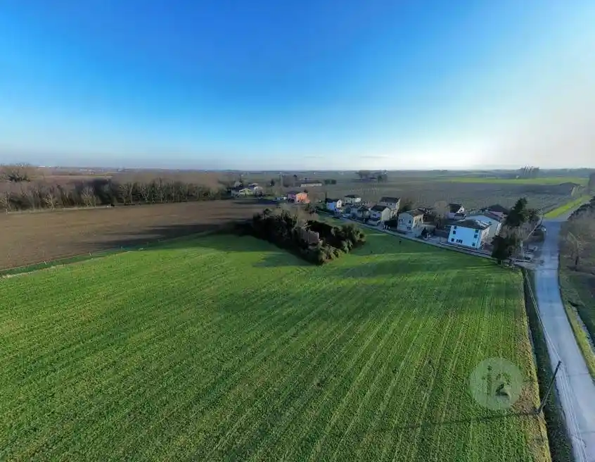 Rustico - Casale in vendita a Correggio