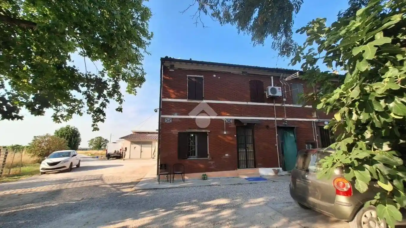 Casa indipendente in vendita a Forlì