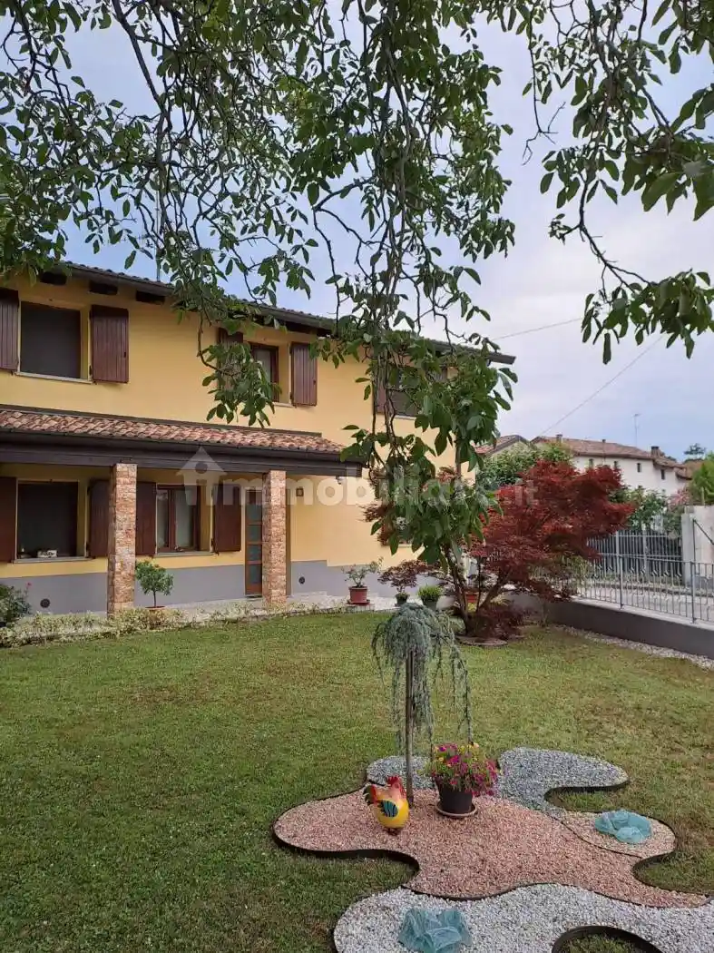 Villa in vendita a Pradamano