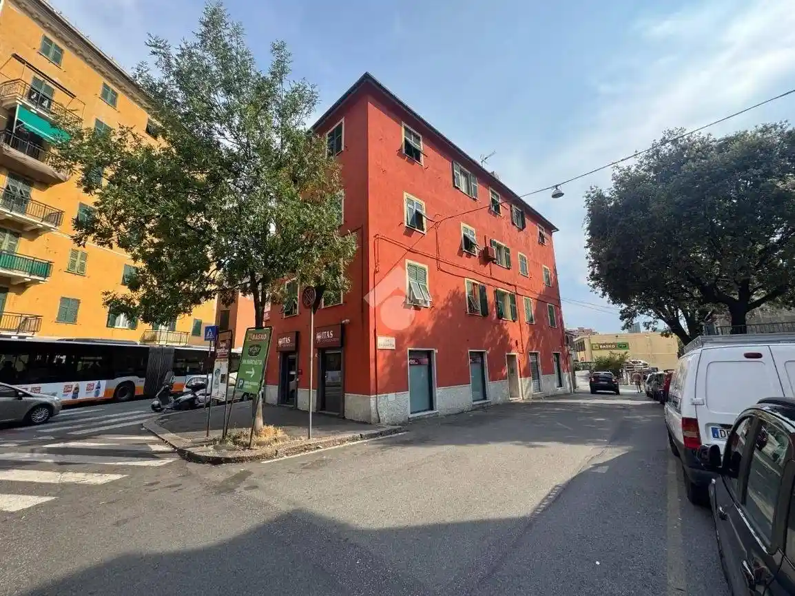 Appartamento in vendita a Genova