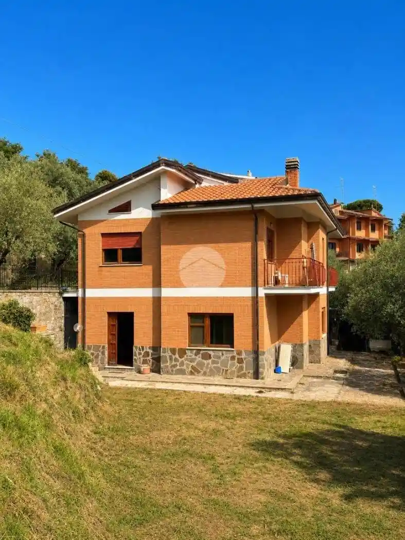 Villa in vendita a Paliano