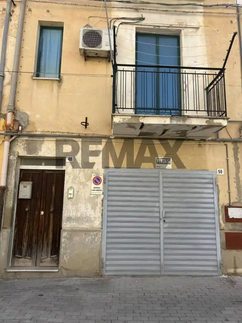 Casa indipendente in affitto a Caltanissetta