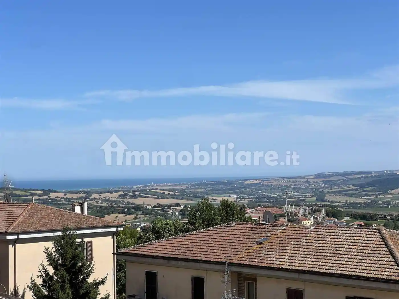 Appartamento in vendita a Camerano