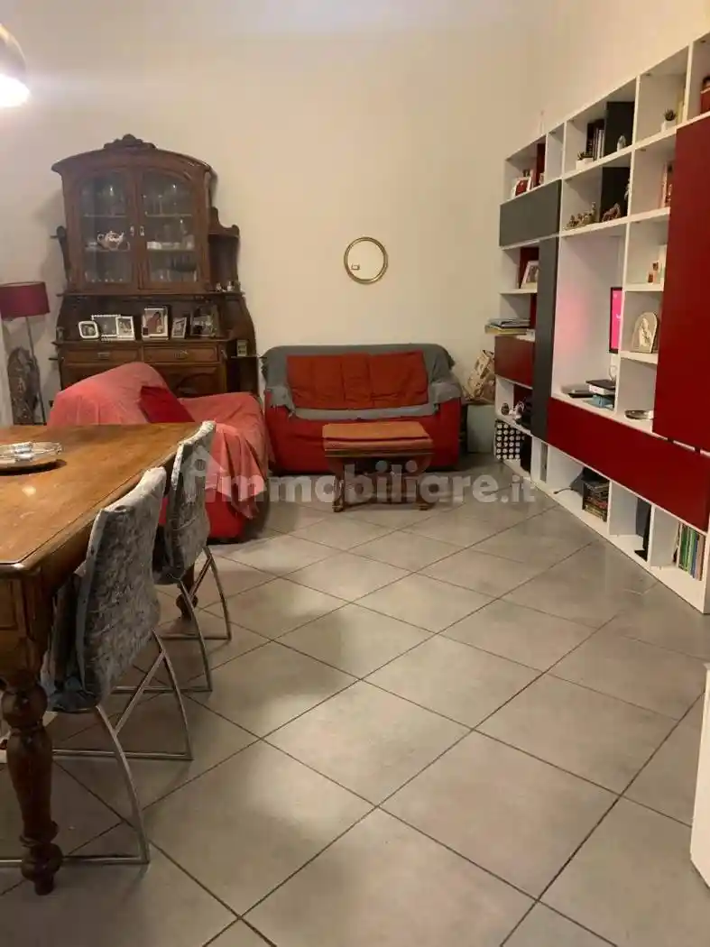 Appartamento in vendita a Piacenza