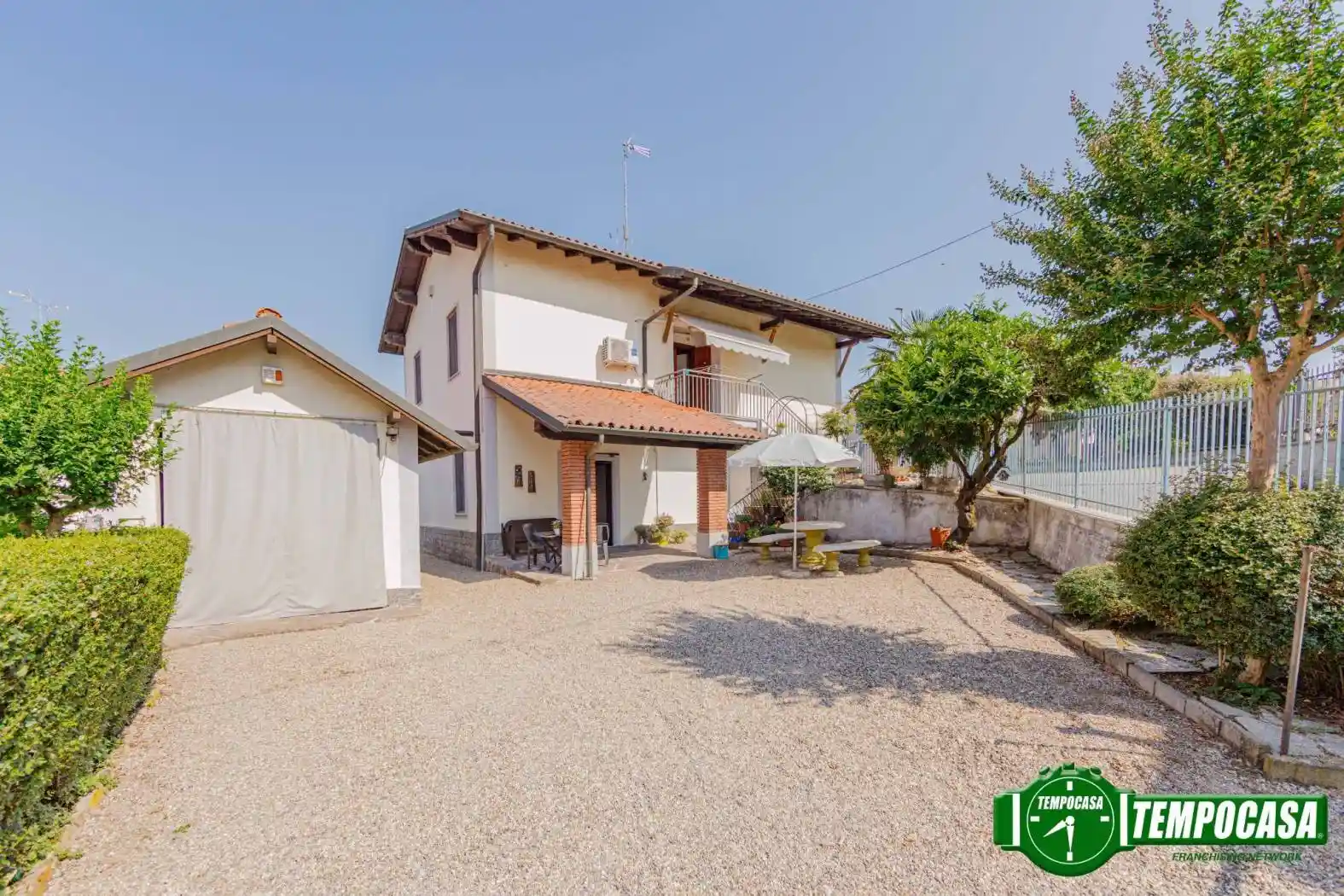 Villa in vendita a Torre d'Isola