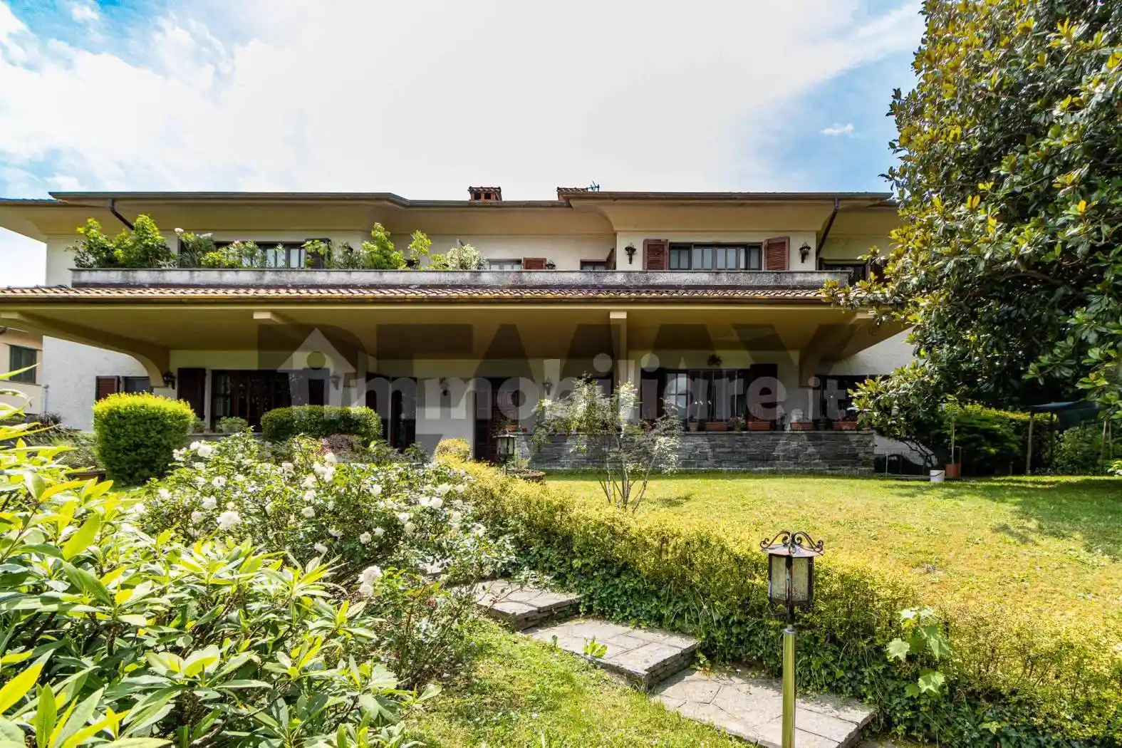 Appartamento in vendita a Merone