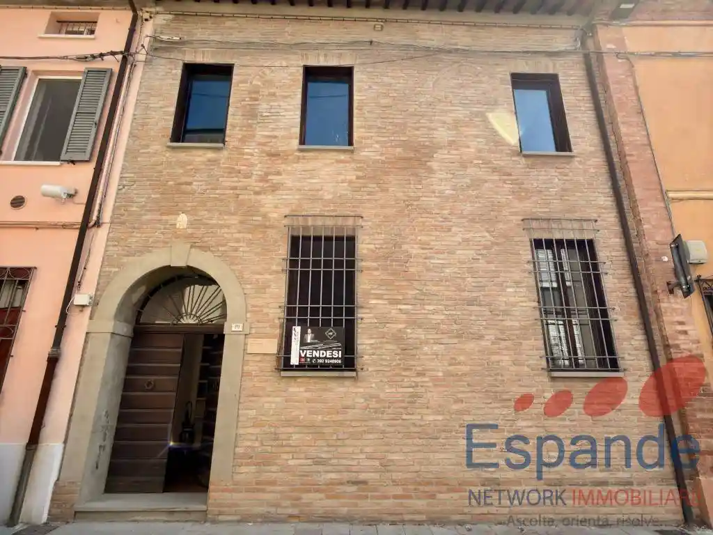 Casa indipendente in vendita a Russi