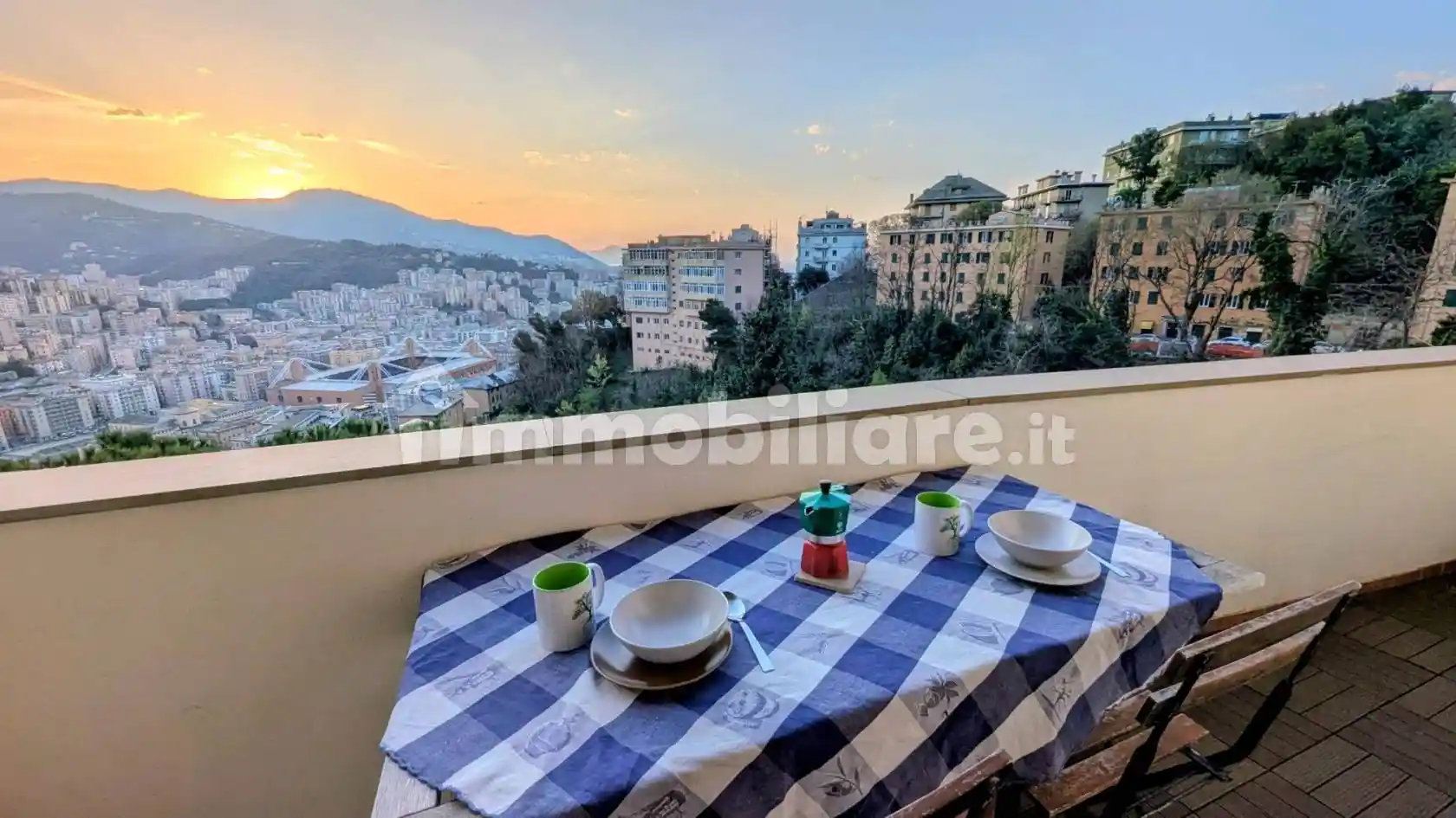 Appartamento in vendita a Genova