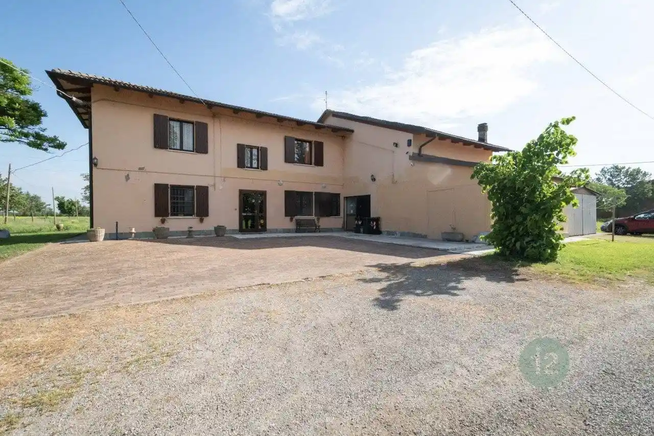 Casa indipendente in vendita a Carpi