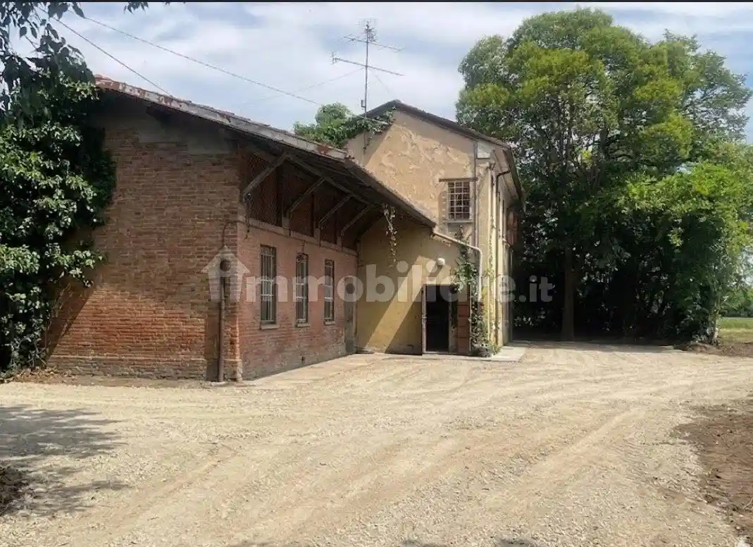 Villa in vendita a Borgo Virgilio