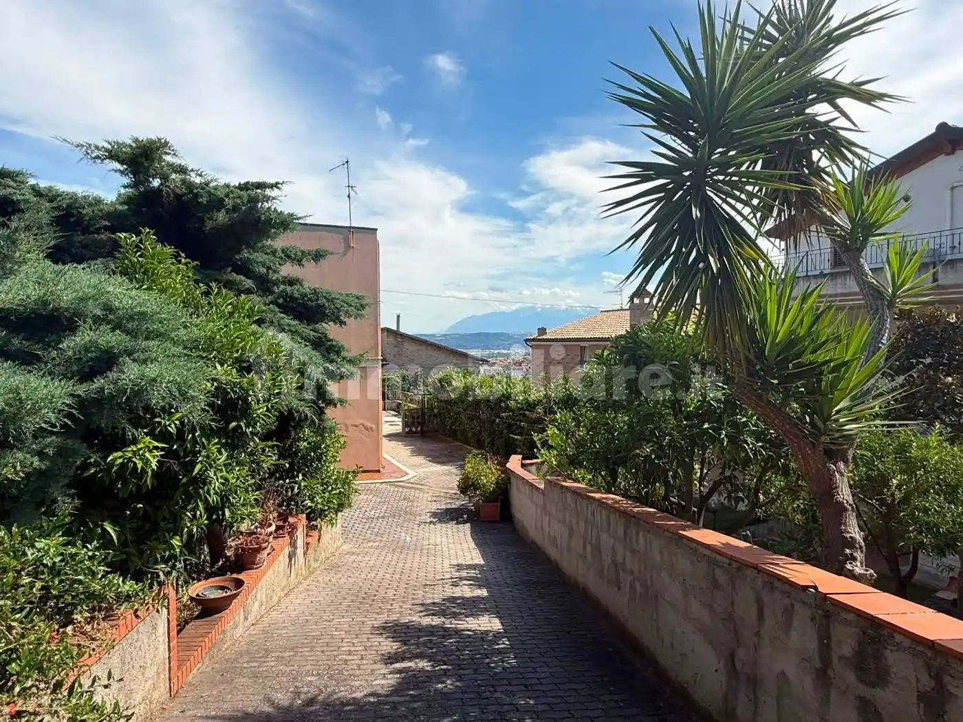 Casa indipendente in vendita a Pescara