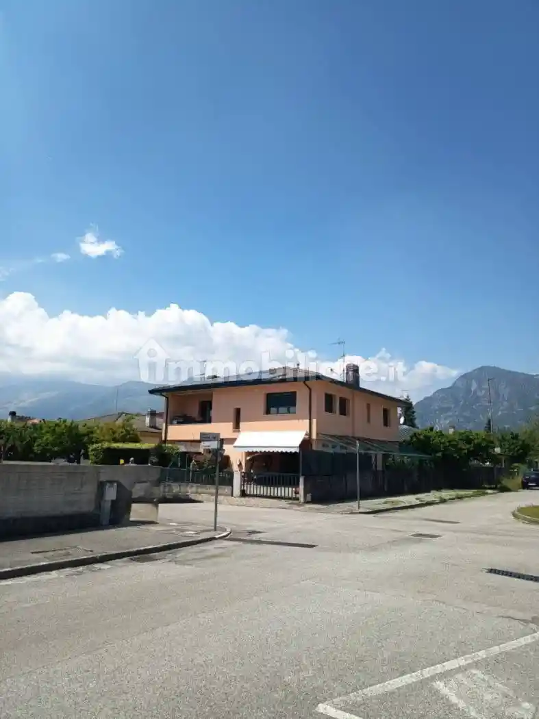 Appartamento in vendita a Vajont