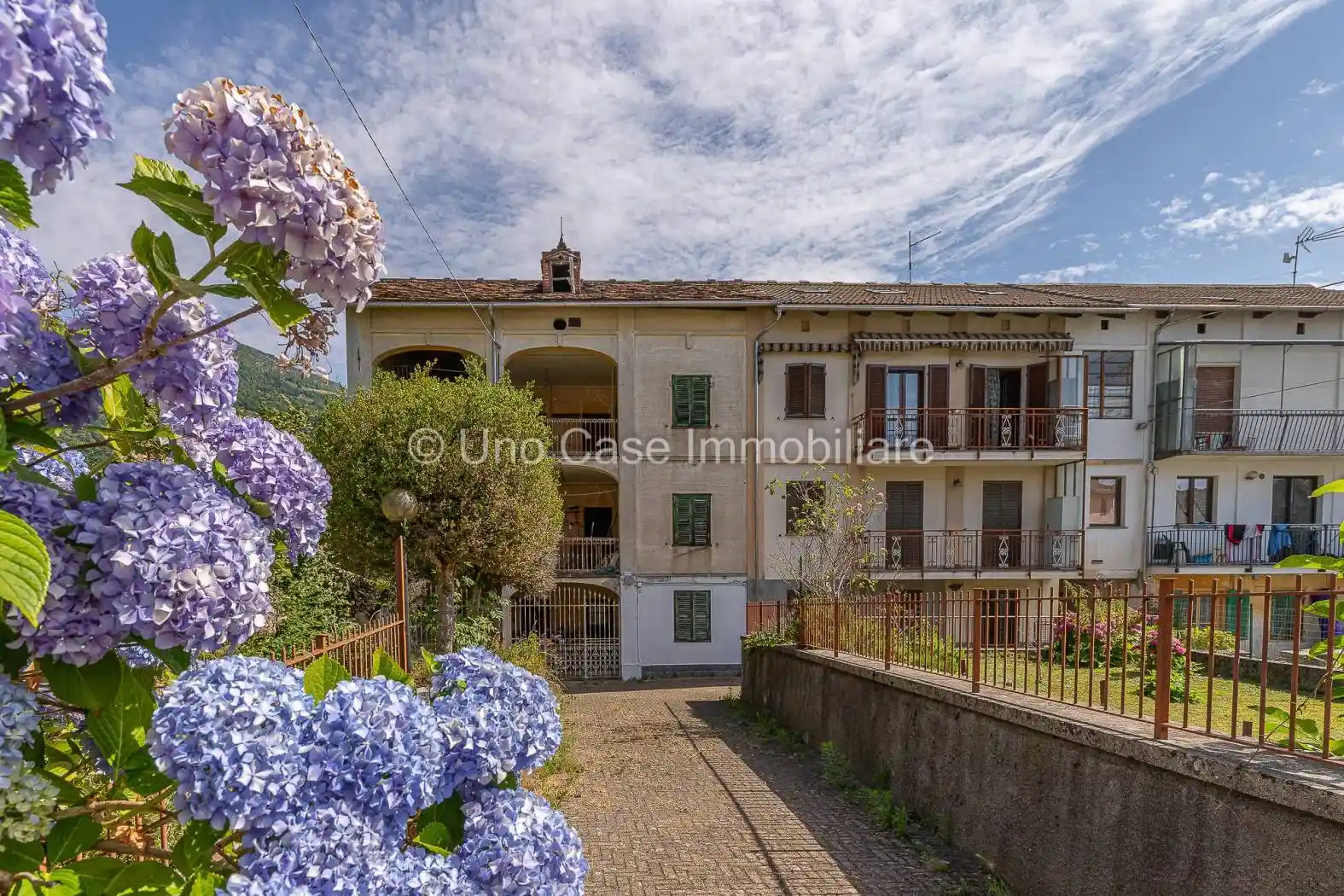 Casa indipendente in vendita a Brosso