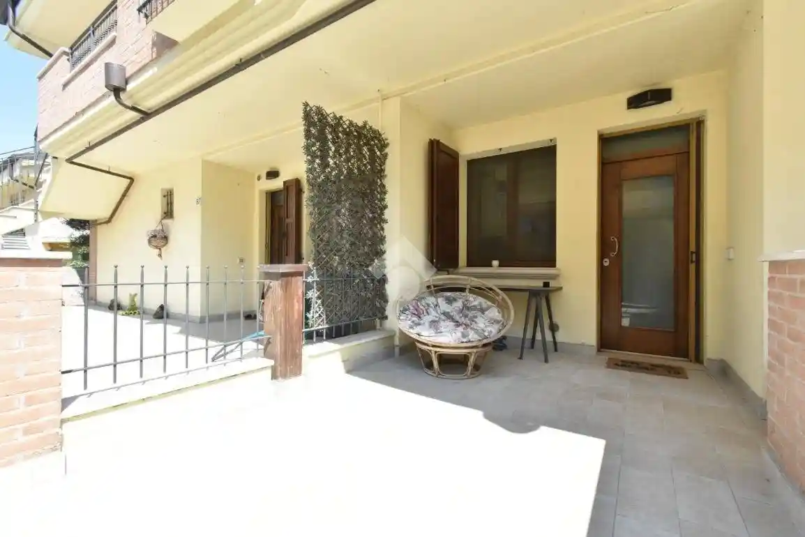 Appartamento in vendita a Borghi