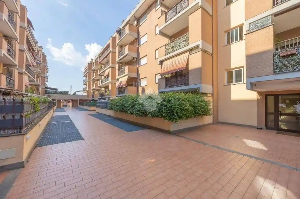 Appartamento in vendita a Roma