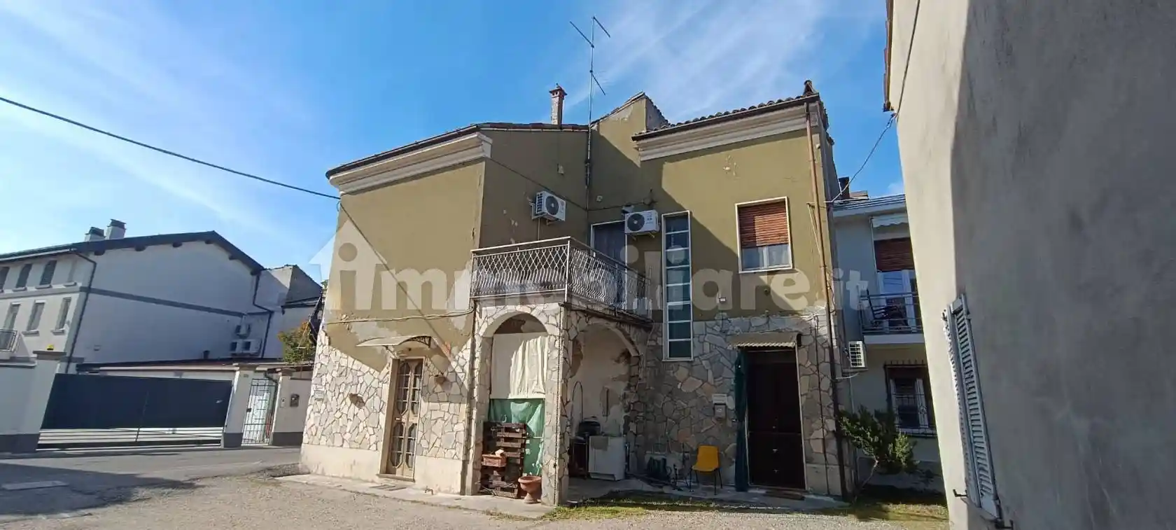 Casa indipendente in vendita a Portalbera