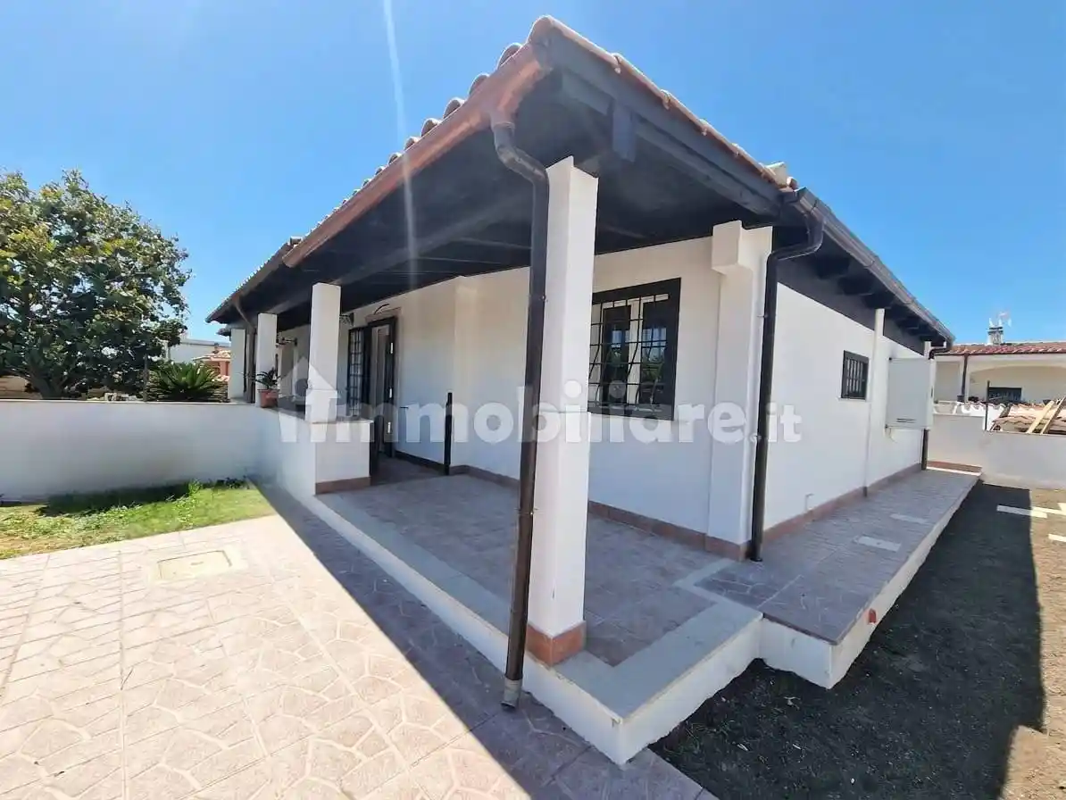 Villa in vendita a Ardea
