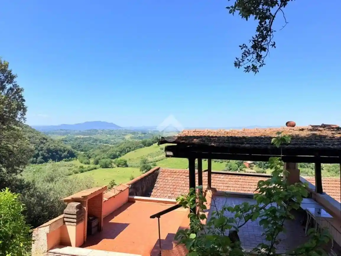 Casa indipendente in vendita a Casperia