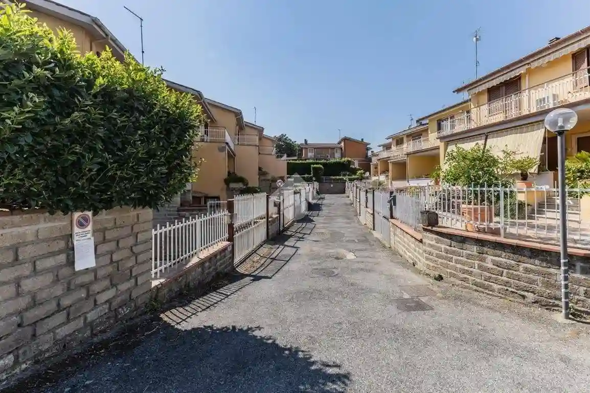 Villetta a schiera - foto 2