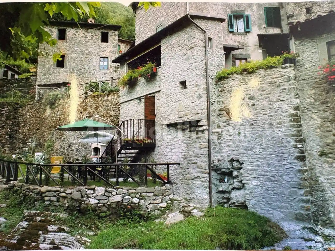 Casa indipendente in vendita a Fabbriche di Vergemoli