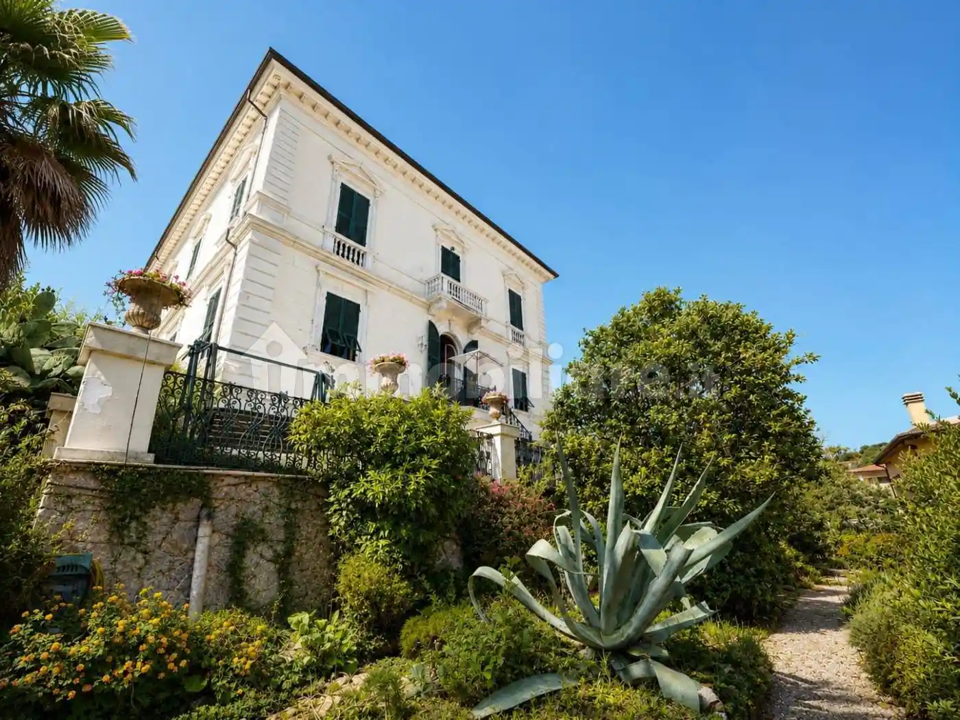 Villa in vendita a La Spezia