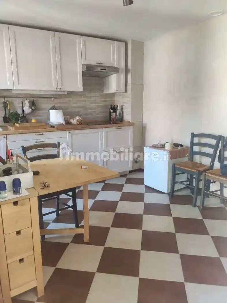 Casa indipendente in vendita a Podenzana
