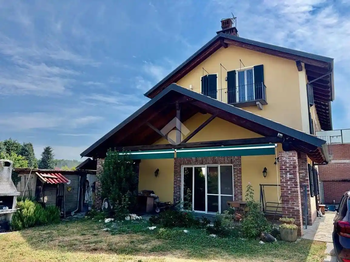 Villa in vendita a Santena